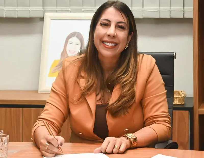 Carla Caputi anuncia licitação para construção de escola em Atafona