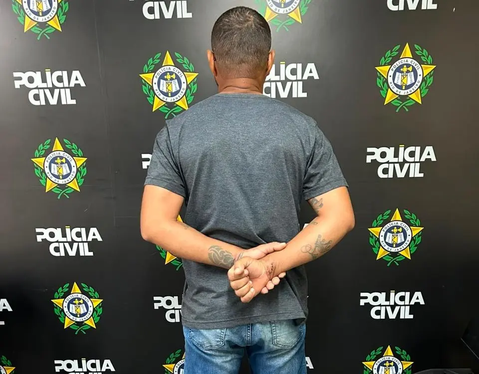Vídeo: Condenado a 20 anos por matar amante da ex-esposa é preso em Campos